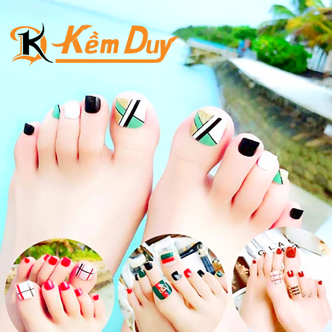 nail mong chan di bien ca tinh